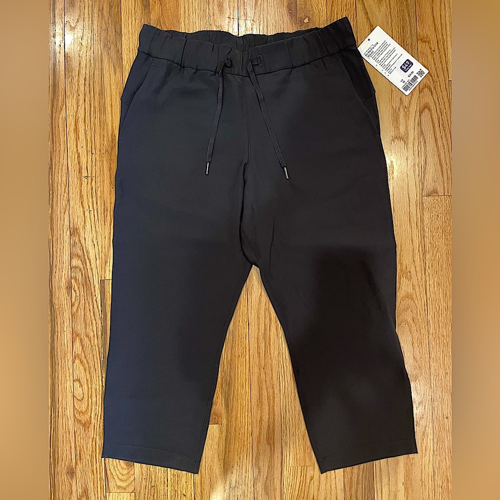 Lululemon On the Fly Crop *woven pant